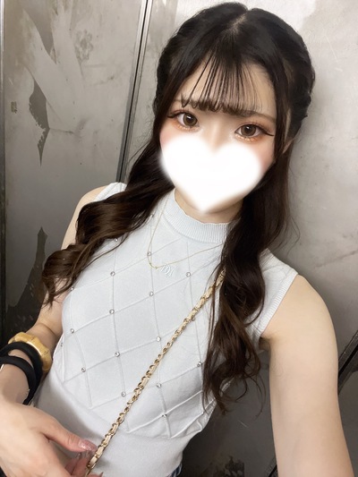 りむ 素人系スレンダー超美顔女子大生(オススメ)さんの写真